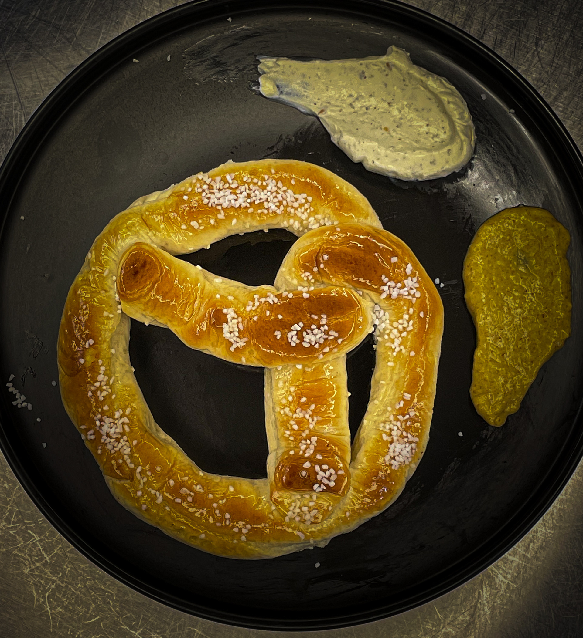 Pub Style Pretzel